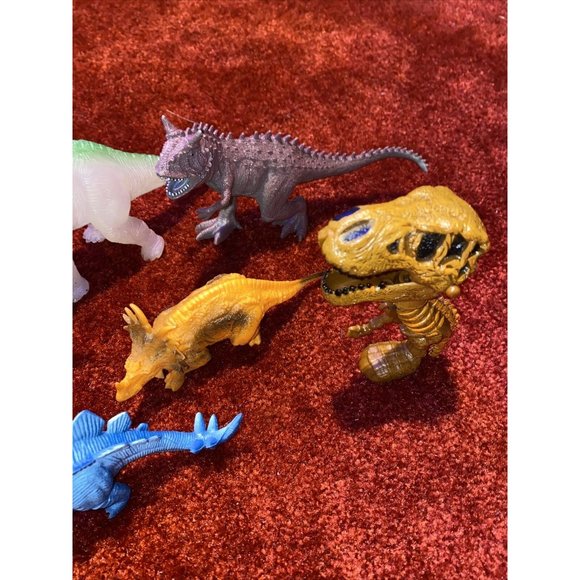 Dinosaur Toy Lot Of 7 Jurassic Park Triceratops Tyrannosaurus Rex Brontosaurus - Picture 4 of 4
